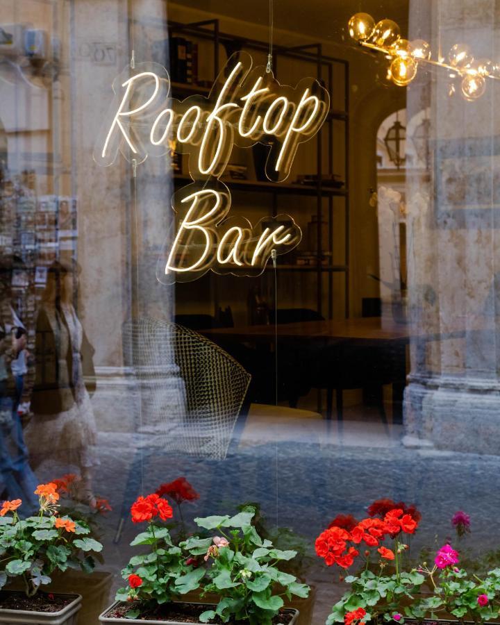 9Hotel Cesari Roma Ngoại thất bức ảnh